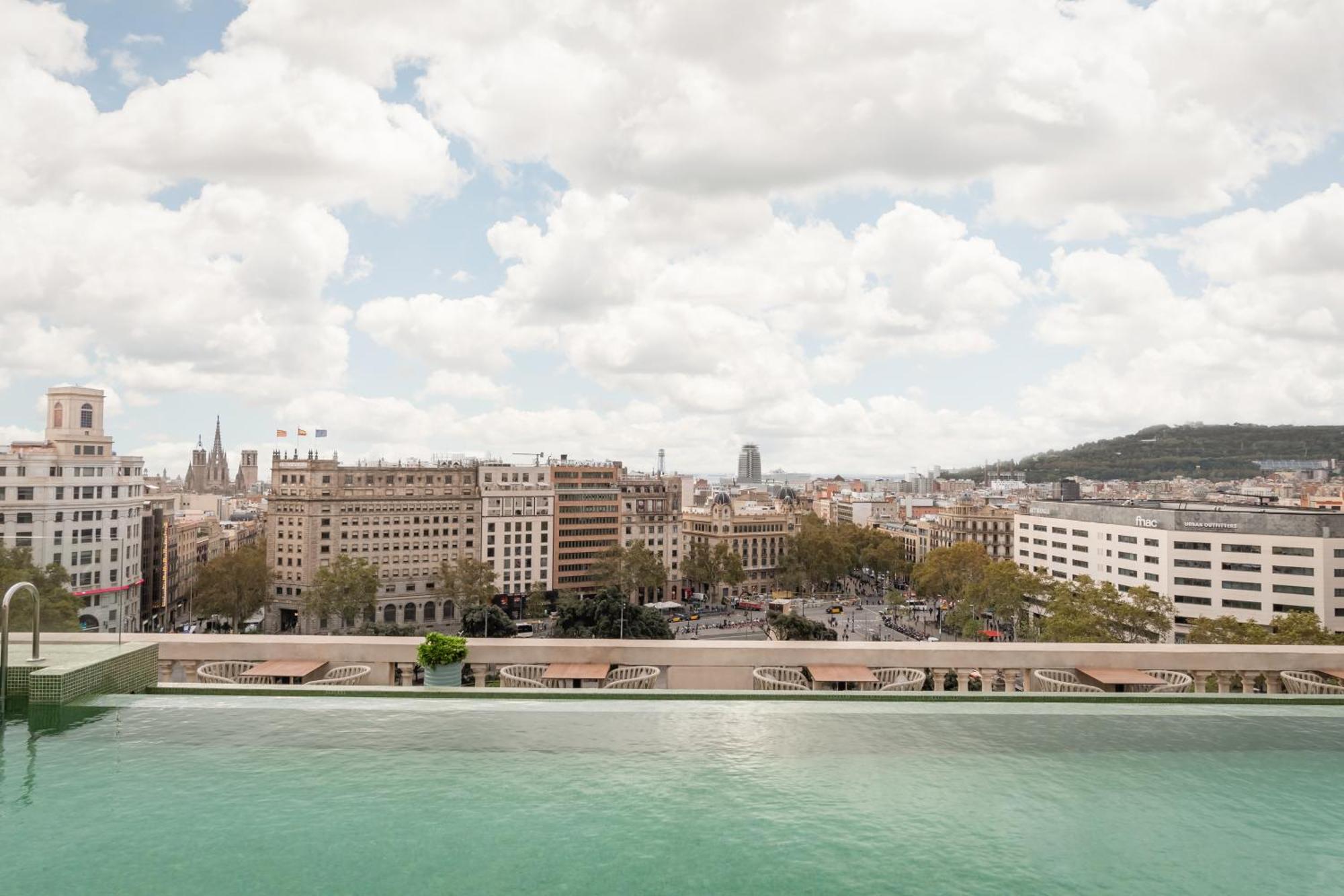 45 Times Barcelona Hotel Exterior photo